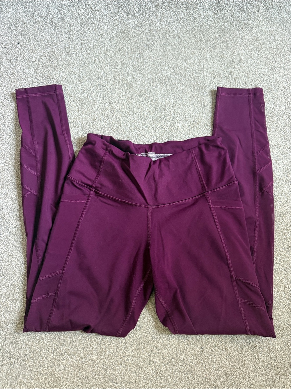 Victoria Secret SPORT Mesh Leggings Size Small